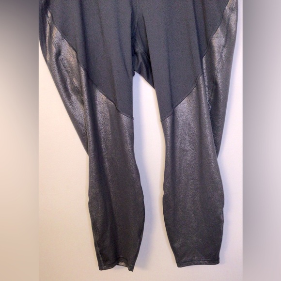 Old navy active go dry gray sparkle detail leggings size 3X - Picture 5 of 5
